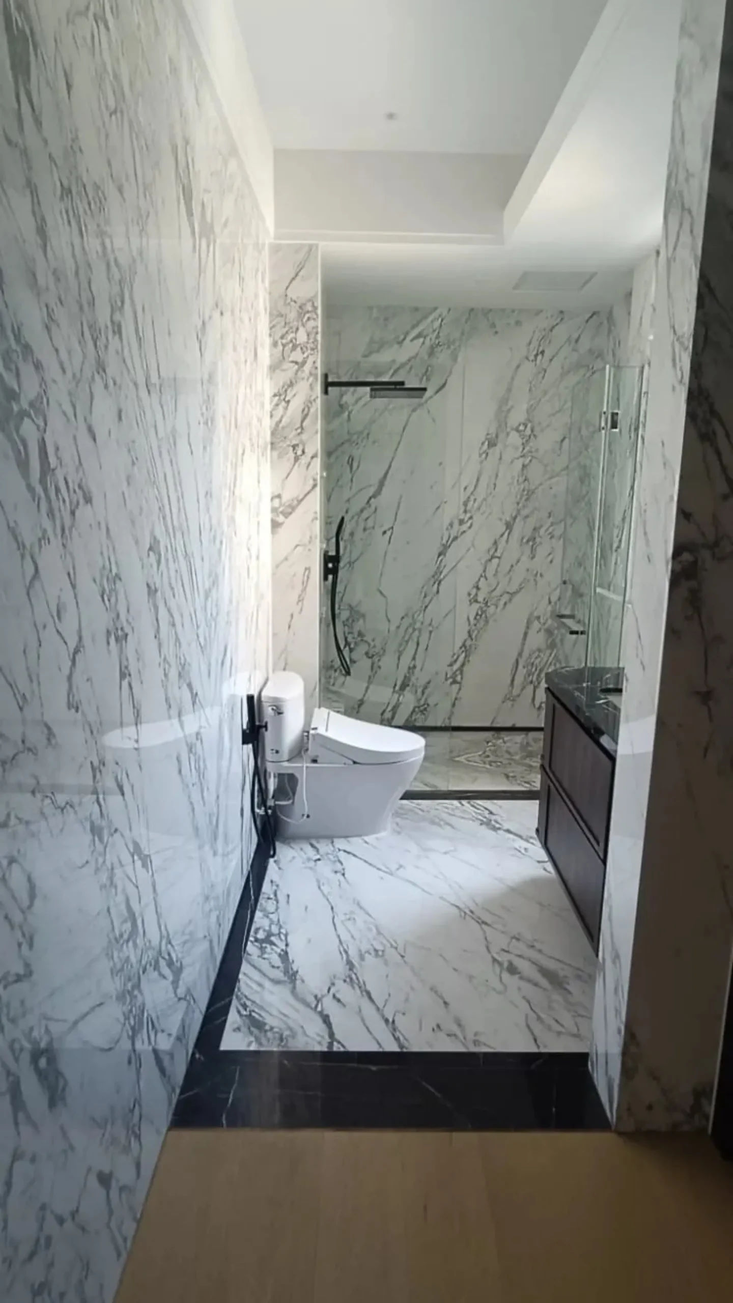 Hasil akhir marmer Lux Stone