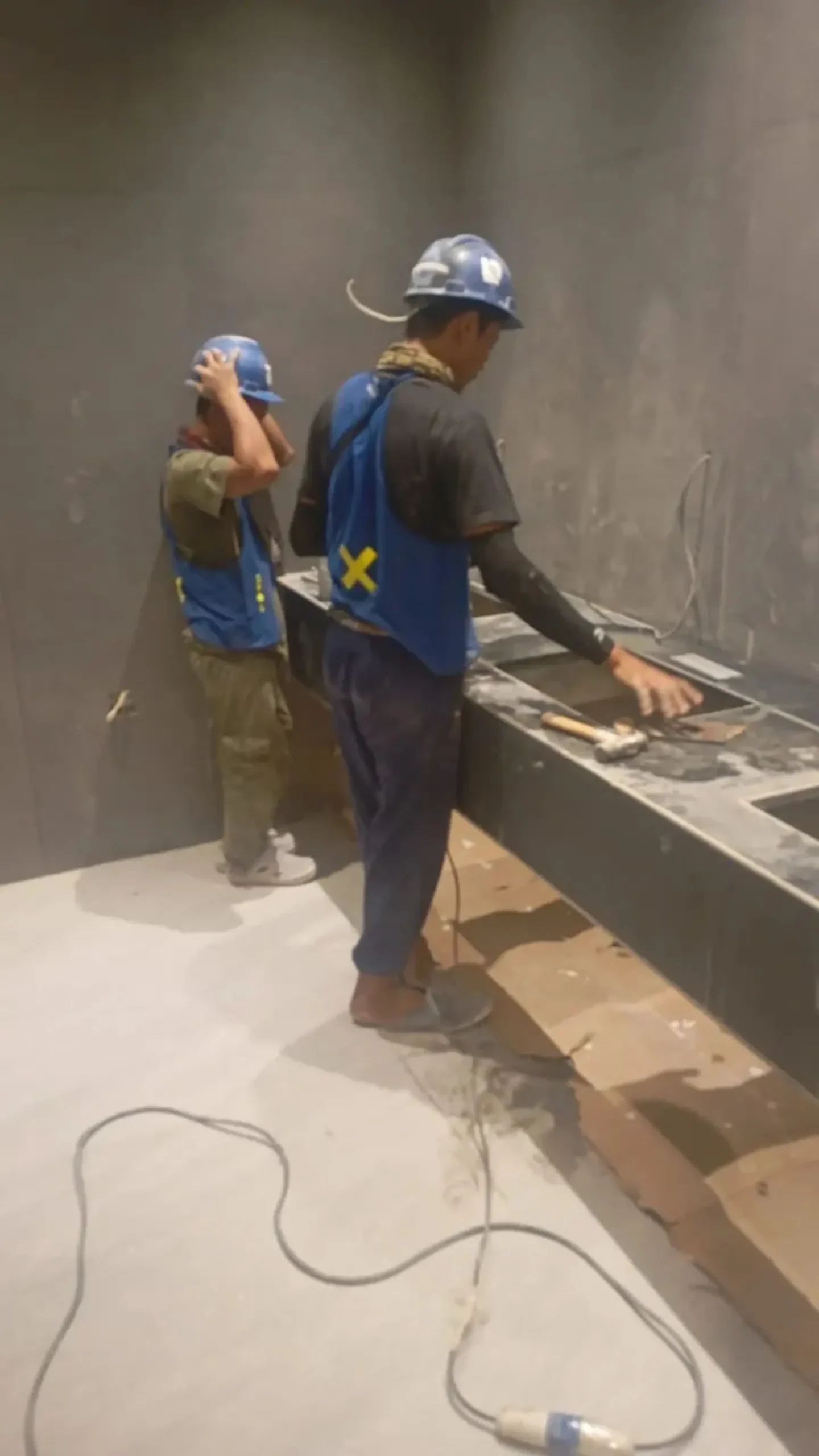 Pemasangan meja dapur marmer Lux Stone